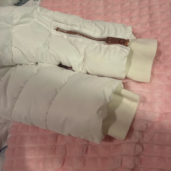 Zara White Puffer Jacket for Women - Picture 8 of 10